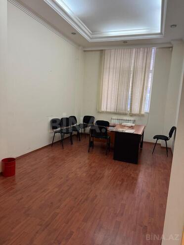 İcarəyə verilir  obyekt 235 m², İnşaatçılar m., photo 6 from 29
