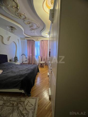 Сдаётся 2-комн. новостройка 70 м², м. Иншаатчылар, photo 1 from 16
