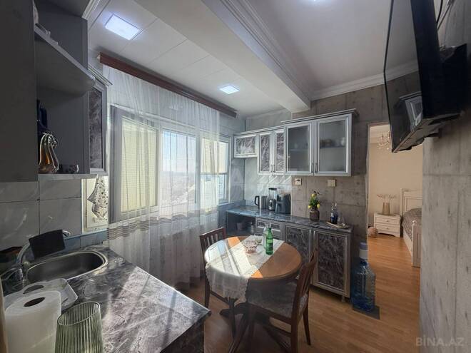 Satılır 3 otaqlı köhnə tikili 70 m², Qara Qarayev m., photo 20 from 27