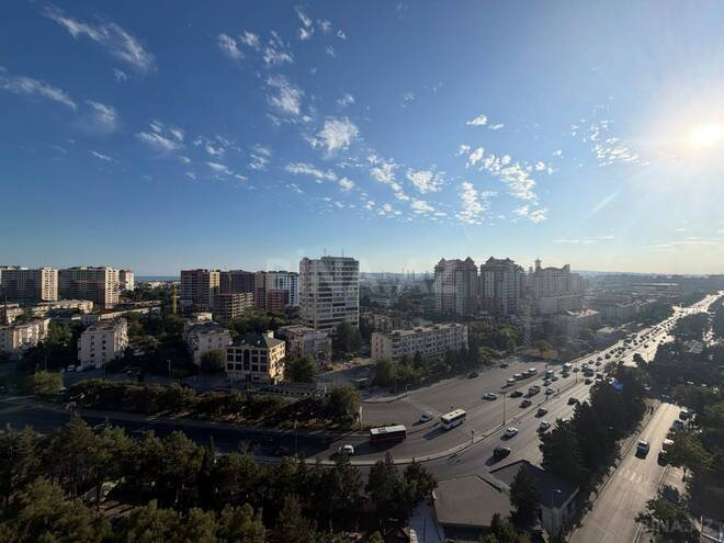 Satılır 3 otaqlı köhnə tikili 70 m², Qara Qarayev m., photo 25 from 27