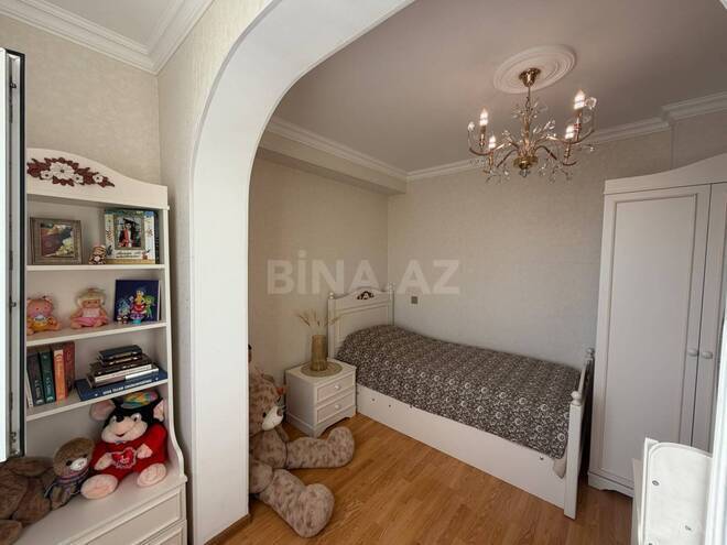 Satılır 3 otaqlı köhnə tikili 70 m², Qara Qarayev m., photo 13 from 27