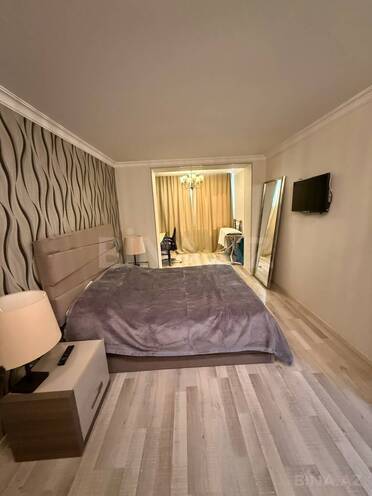 Сдаётся 2-комн. вторичка 70 м², м. Ичеришехер, photo 7 from 17