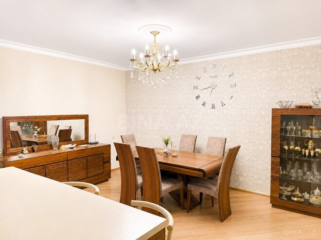 Satılır 4 otaqlı köhnə tikili 90 m², Yasamal q., photo 3 from 21