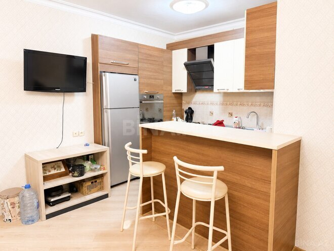 Satılır 4 otaqlı köhnə tikili 90 m², Yasamal q., photo 16 from 21