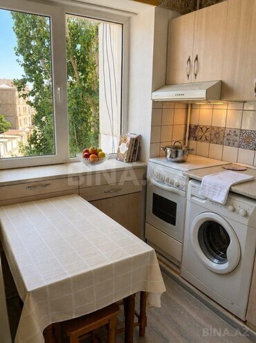 Satılır 2 otaqlı köhnə tikili 50 m², Nərimanov r., photo 6 from 7