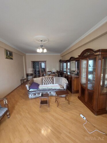 Сдаётся 3-комн. новостройка 110 м², м. Нариман Нариманов, photo 1 from 19