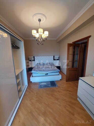 Сдаётся 3-комн. новостройка 110 м², м. Нариман Нариманов, photo 10 from 19