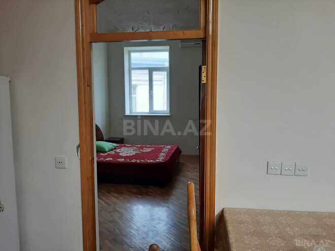 İcarəyə verilir 3 otaqlı köhnə tikili 120 m², Sahil m., photo 4 from 27