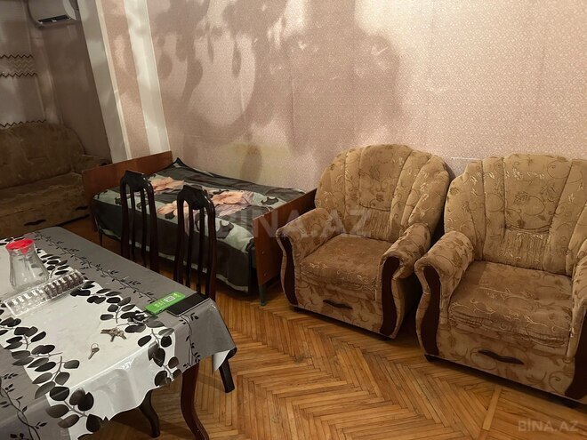 Satılır 2 otaqlı köhnə tikili 42 m², Memar Əcəmi m., photo 3 from 11