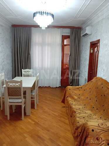 Продаётся 2-комн. вторичка 55 м², м. 20 января, photo 1 from 10