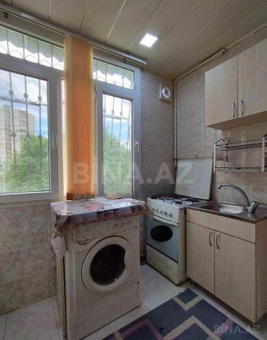 Продаётся 2-комн. вторичка 42 м², м. Элмляр Академиясы, photo 11 from 15
