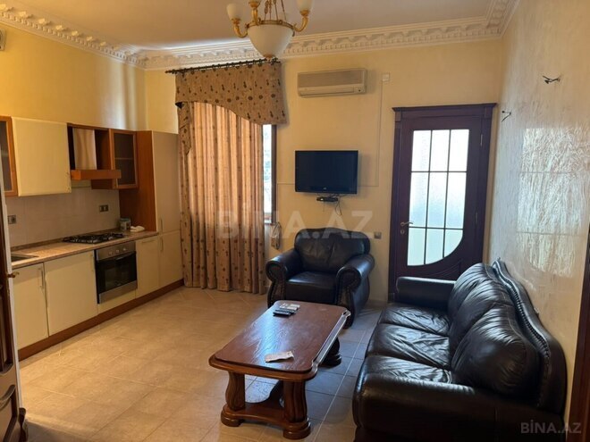 İcarəyə verilir 2 otaqlı köhnə tikili 40 m², 8 Noyabr m., photo 1 from 9