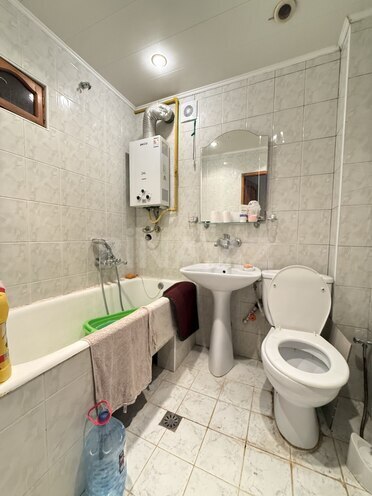 Сдаётся 2-комн. вторичка 60 м², м. Иншаатчылар, photo 8 from 15