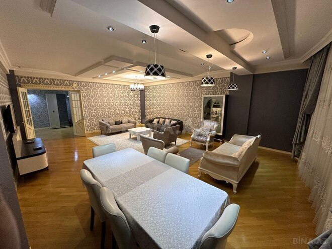 Сдаётся 4-комн. новостройка 165 м², м. Низами, photo 3 from 15