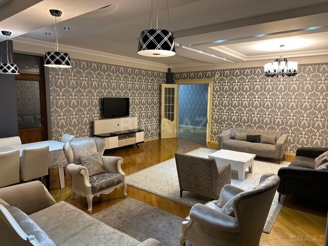 Сдаётся 4-комн. новостройка 165 м², м. Низами, photo 1 from 15