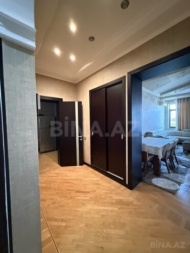 Satılır 2 otaqlı köhnə tikili 87 m², Sahil m., photo 20 from 21