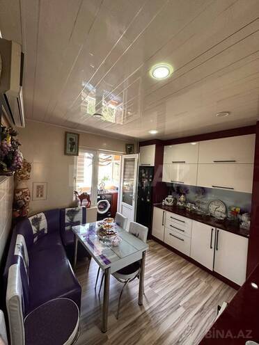 Satılır 5 otaqlı köhnə tikili 120 m², Xalqlar Dostluğu m., photo 8 from 13