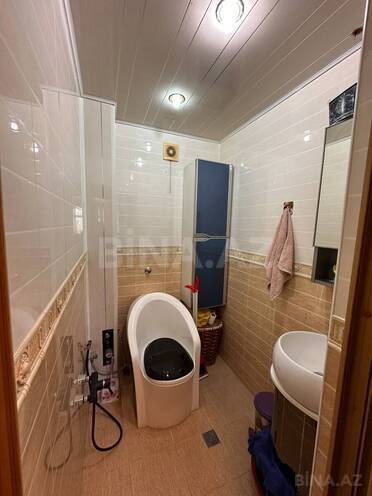 Satılır 5 otaqlı köhnə tikili 120 m², Xalqlar Dostluğu m., photo 10 from 13