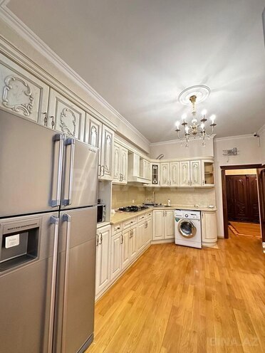 İcarəyə verilir 3 otaqlı köhnə tikili 125 m², 20 Yanvar m., photo 10 from 24