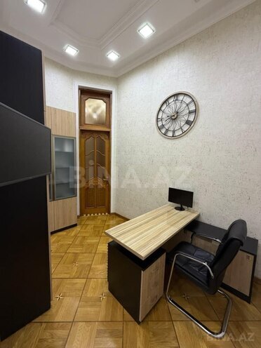 Продаётся 6-комн. вторичка 340 м², м. Сахил, photo 18 from 32
