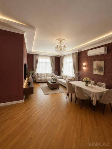 Сдаётся 7-комн. дом/дача 450 м², пос. Бадамдар, photo 1 from 19