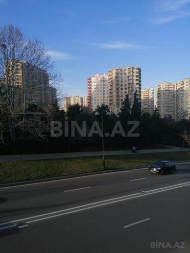 Продаётся 3-комн. вторичка 75 м², м. Ичеришехер, photo 9 from 10