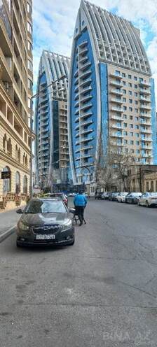 Сдаётся 3-комн. офис 145 м², м. Элмляр Академиясы, photo 1 from 20