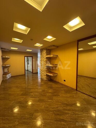 Satılır 4 otaqlı yeni tikili 230 m², 28 May m., photo 17 from 29