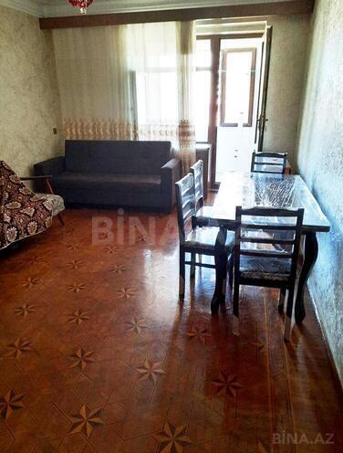 Satılır 3 otaqlı köhnə tikili 79 m², Nərimanov r., photo 1 from 16