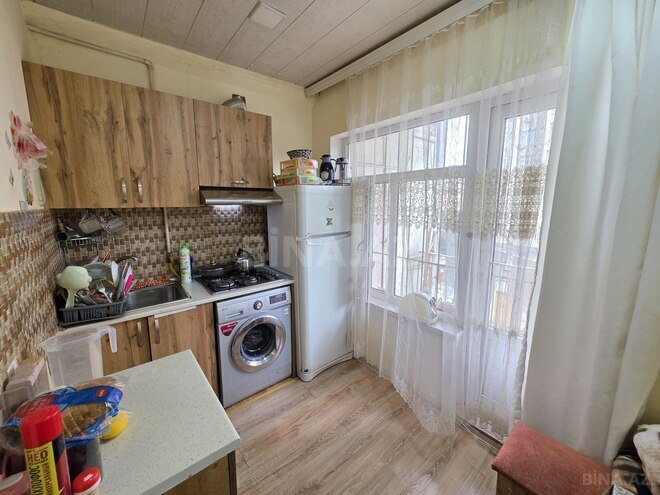 Satılır 1 otaqlı köhnə tikili 50 m², 9-cu mikrorayon q., photo 4 from 9