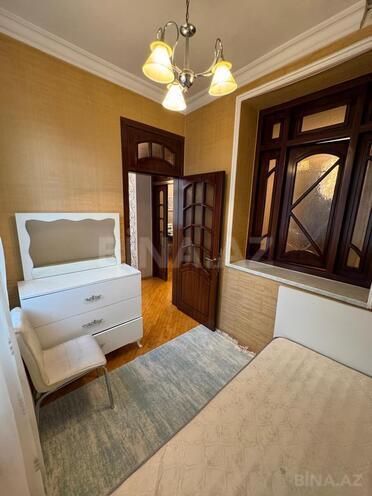 Сдаётся 4-комн. вторичка 125 м², м. Кара Караев, photo 11 from 17
