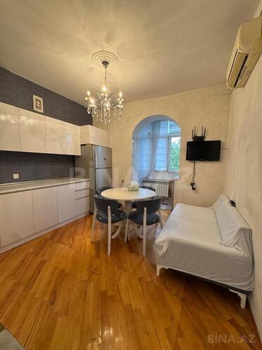Сдаётся 4-комн. вторичка 125 м², м. Кара Караев, photo 4 from 17