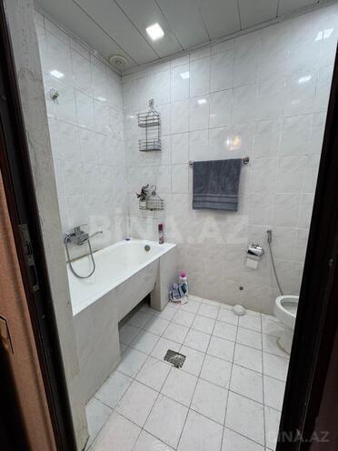 Сдаётся 4-комн. вторичка 125 м², м. Кара Караев, photo 16 from 17