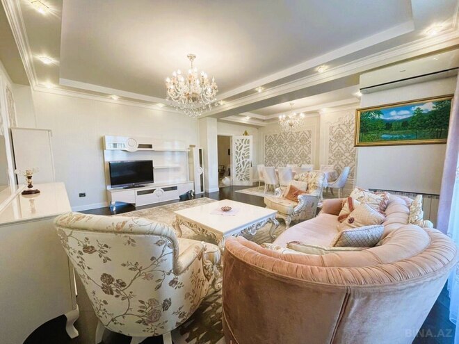 Satılır 4 otaqlı yeni tikili 240 m², İçəri Şəhər m., photo 1 from 30