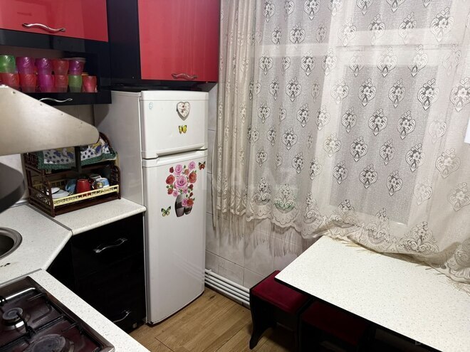 Satılır 2 otaqlı köhnə tikili 65 m², İnşaatçılar m., photo 10 from 11