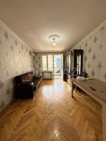 Satılır 3 otaqlı köhnə tikili 80 m², İnşaatçılar m., photo 3 from 17