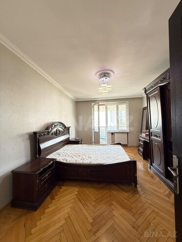 Satılır 3 otaqlı köhnə tikili 80 m², İnşaatçılar m., photo 6 from 17