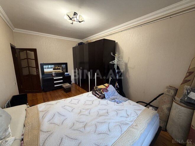 Продаётся 4-комн. вторичка 100 м², Хатаинский р., photo 20 from 26