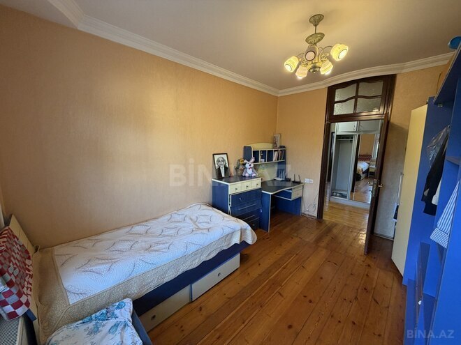 Продаётся 4-комн. вторичка 100 м², Хатаинский р., photo 18 from 26
