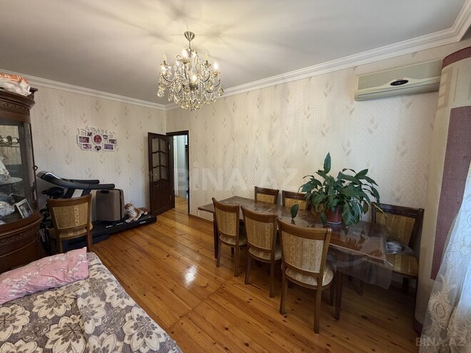 Продаётся 4-комн. вторичка 100 м², Хатаинский р., photo 11 from 26