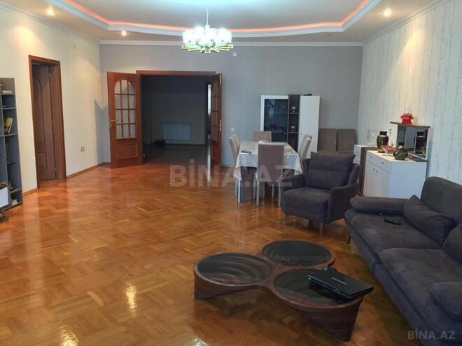 Сдаётся 4-комн. новостройка 150 м², м. Низами, photo 1 from 21