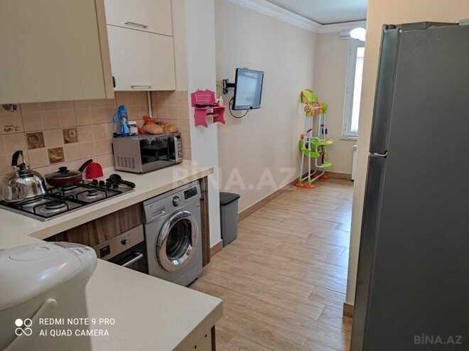 Satılır 2 otaqlı köhnə tikili 60 m², Yasamal r., photo 18 from 21