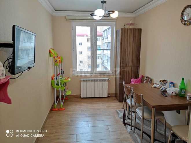 Satılır 2 otaqlı köhnə tikili 60 m², Yasamal r., photo 20 from 21