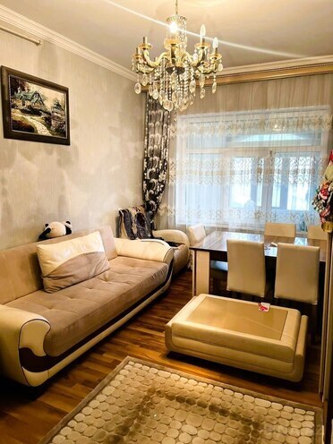 Satılır 2 otaqlı köhnə tikili 65 m², Nərimanov r., photo 3 from 14