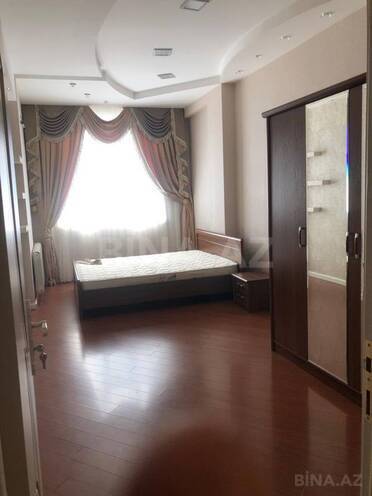 Продаётся 3-комн. новостройка 101 м², м. Элмляр Академиясы, photo 4 from 10