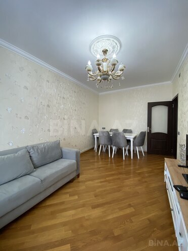 Продаётся 3-комн. вторичка 85 м², м. Ази Асланов, photo 3 from 12