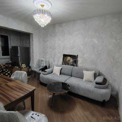 Продаётся 2-комн. вторичка 55 м², м. 20 января, photo 1 from 17