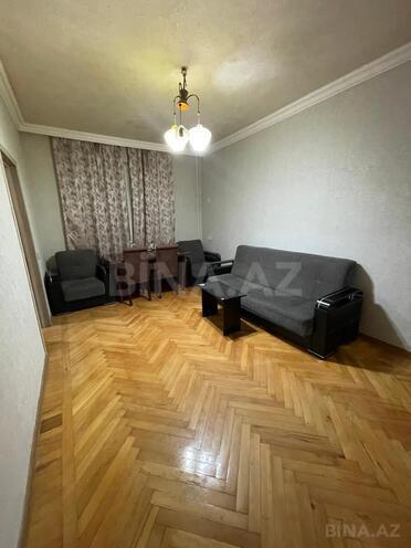 Продаётся 2-комн. вторичка 35 м², м. Гянджлик, photo 1 from 13