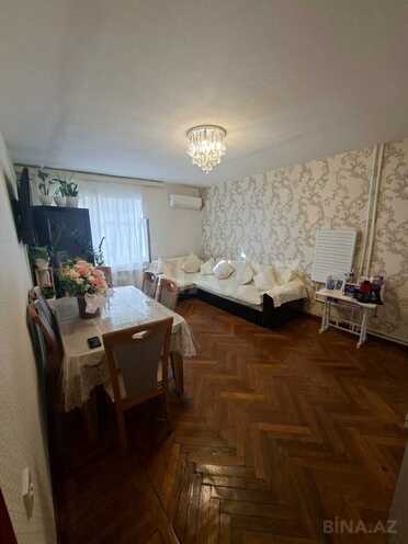Продаётся 3-комн. вторичка 60 м², м. Нефтчиляр, photo 6 from 21