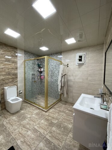 Satılır 4 otaqlı köhnə tikili 140 m², Sahil m., photo 16 from 19